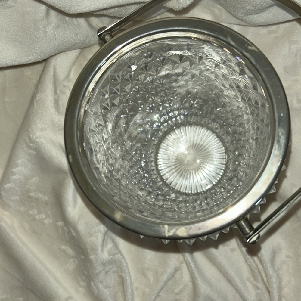 Indiana glass company diamond point ice bucket. Very beautiful - Picture 5 of 6